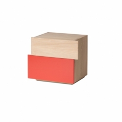 Table de chevet au design scandinave en bois personnalisable DÉCALAGE