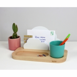 Organiseur de bureau design en bois Dans les nuages